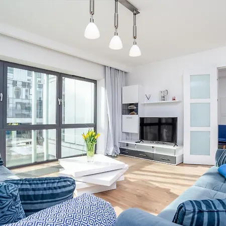 Baltiq Plaza アパート